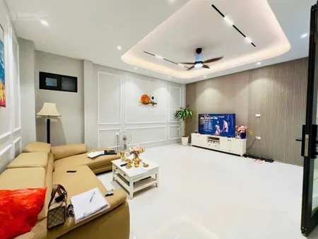Lãng yên phân lô gara ô tô vào nhà 13 tỷ