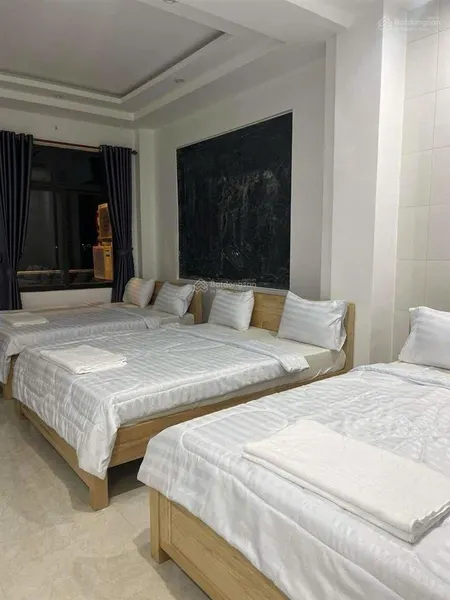 Bán khách sạn 5 tầng view biển nguyễn tất thành ngay bãi tắm thanh khê giá cực kỳ hợp lí