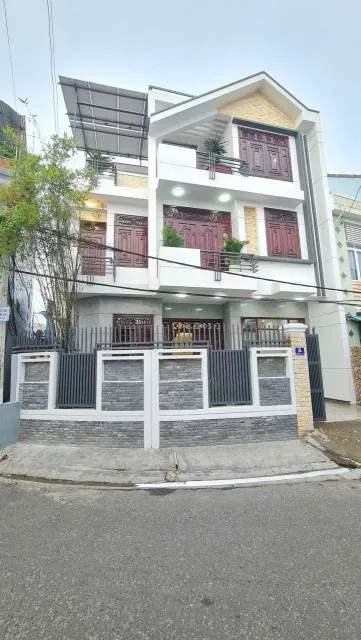 Bán nhà 99,9m² ngang 9m giá 8.8 tỷ Phường Nam Nha Trang