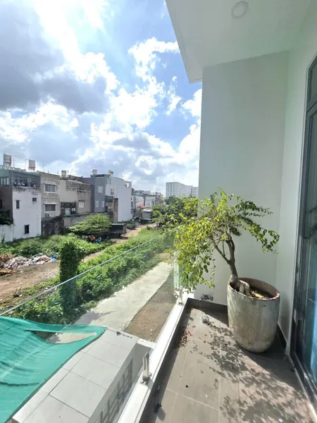 BÁN CHDV ĐƯỜNG SỐ 12, TRƯỜNG THỌ - 105m2 - GIÁ 11 TỶ TL