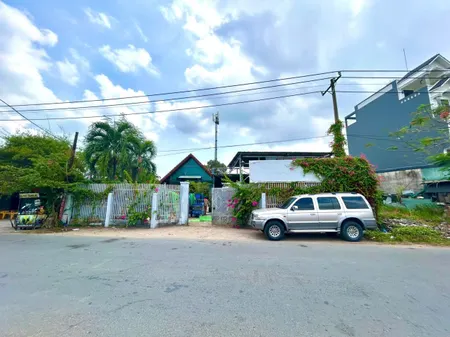 Bán Nhà C4 MT Bưng Ông Thoàn, DT 16.2 x 48m, Giá chỉ 55tr/m.