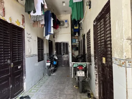 BAN NHA Nguyễn Đức Thiệu