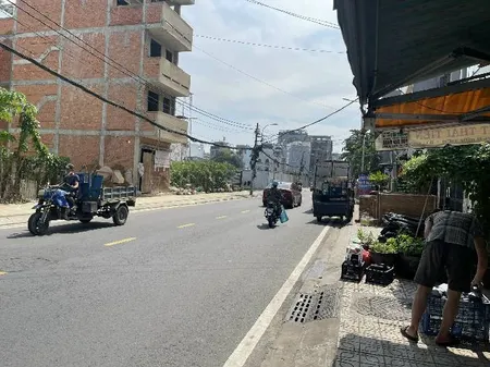 Bán nhà C4 101m² Mặt Tiền Nguyễn Hữu Tiến Q Tân Phú