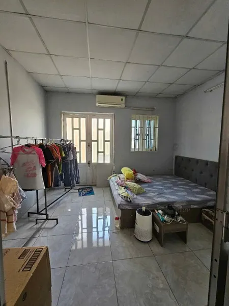 BÁN NHÀ HẺM LÊ HỒNG PHONG, Q10 – 4 TẦNG, THU NHẬP ỔN ĐỊNH . - Diện tích: 3.7 x 15m (CN 47m²)