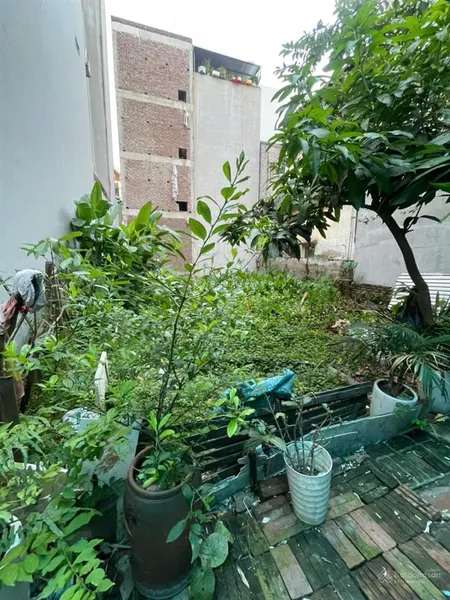 Đất hiếm hoàng mai (100tr/m) 60m2, mặt tiền 4.2m, sổ đỏ chính chủ vuông vức 6.05 tỷ