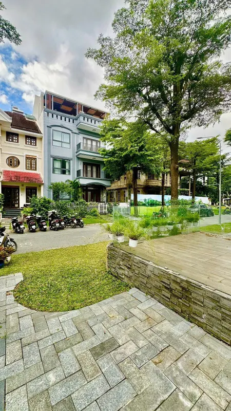 BDS  HVL Lan Anh Village – Biệt thự xanh giữa lòng thành phố