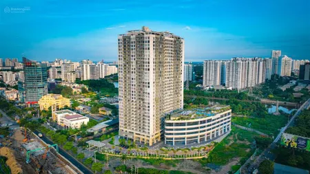 Cần bán lavida+ căn ot 42m2 view lm81 bitexco,ngay tầng 8 thông 2 block,hồ bơi.hỗ trợ vay ngân hàng