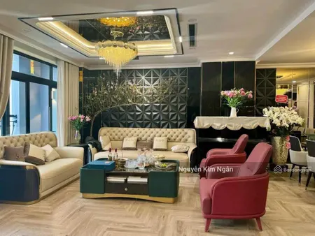 Bán hoa hậu đập thông rộng 240 m2 royal city giá tốt nhất thị trường, 0912 396 *** (mtg)