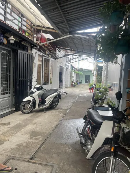 Bán nhà riêng hẽm xe hơi 5m đường số 3 bhh, 3 tỷ, 30m2, 2pn + 2wc + 2 tầng đẹp, nhiều tiện ích