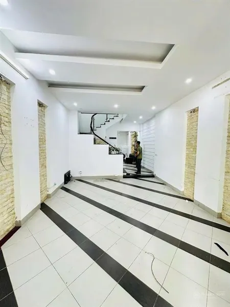 Bán nhà kinh doanh ngay nguyễn khuyếntrần phúhà đông vỉa hè ôtô tránh 70m2 4 tầng hoàn thiện đẹp