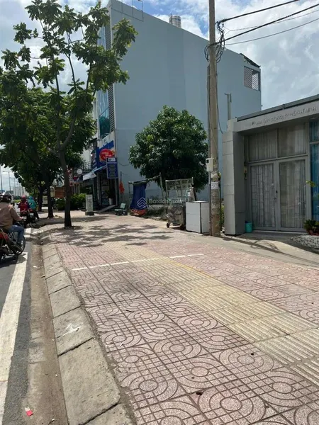 Bán nhà cấp 4 mặt tiền đường phạm văn đồng, hiệp bình chánh