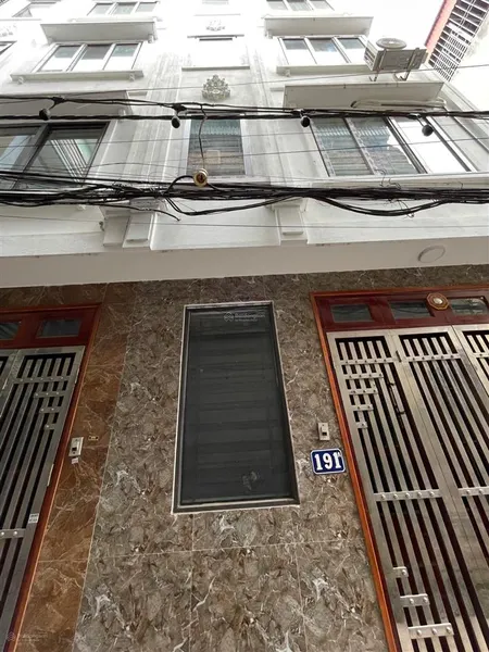 Bán nhà cầu đơnhà mới đẹp ở ngayoto gần 10mngõ thông sầm uất33mx5t7 tỷ 85 ctl