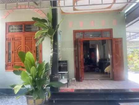 Cần bán gấp nhà full thổ cư cam hải tây