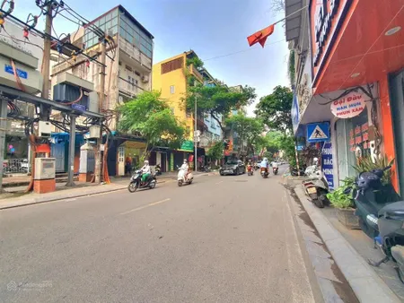 Bán nhà mặt phố thụy khuê 37m2 kinh doanh đỉnh, giá 17.4 tỷ