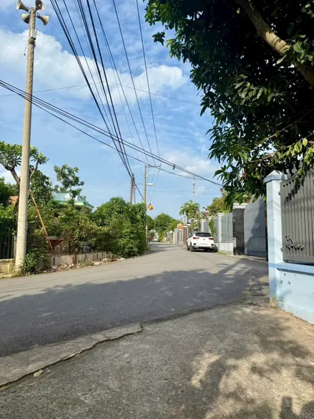 Nhà cấp 4 có gác Tương Bình Hiệp (phường Chánh Hiệp-TP.HCM) đường oto nhánh Lò Lu vị trí thoáng mát gần sông Sài Gòn,dân kín giá êm