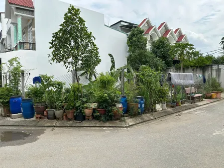 Đất Nền 3 Mặt Tiền Hẻm Xe Hơi Lò Lu Trường Thạnh Q9 - Dt: 10x13m - Giá 6.7 Tỷ TL