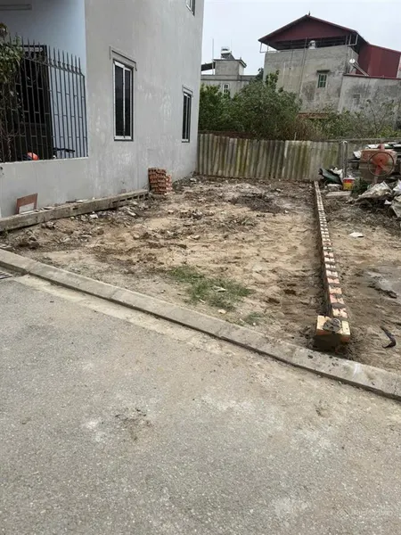 Cần bán 60m2 đất lệ chi đường hơn 3m ô tô 7 chỗ vào tận đất, cách trục chính 20m giá cực tốt