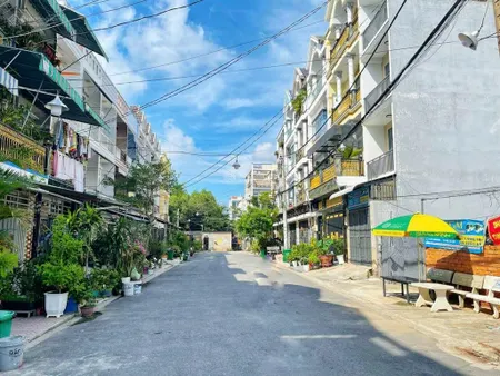 Đất lê văn lương ngay cầu long kiểng, dt 5x25, xây tự do