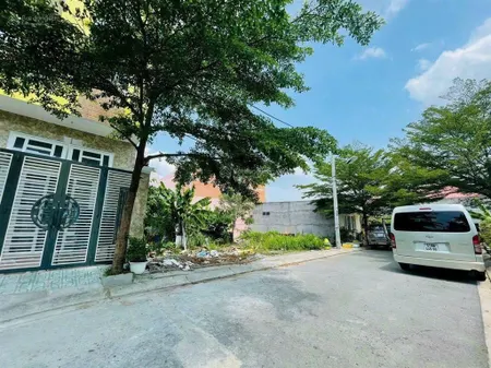 Bán gấp lô đất đẹp giá rẻ hẻm oto 6m. dt 5.5x15m. giá 4.2 tỷ huỳnh tấn phát, nhà bè