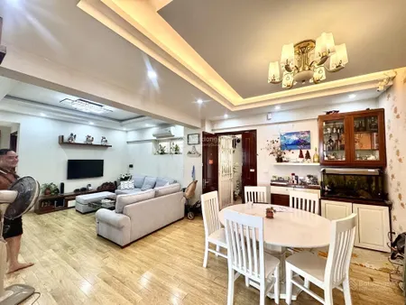 Bán chung cư việt hưng. dt 102m2, 3pn, cực thoáng, căn góc full nội thất, về ở ngay