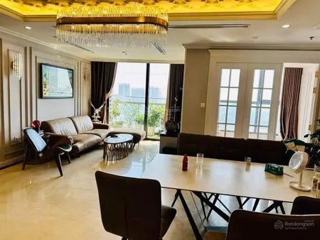 Vợ chồng em bán gấp căn hộ chung cư 3 phòng ngủ toà star tower dt 90m2 gía 5 tỷ 0988 246 ***