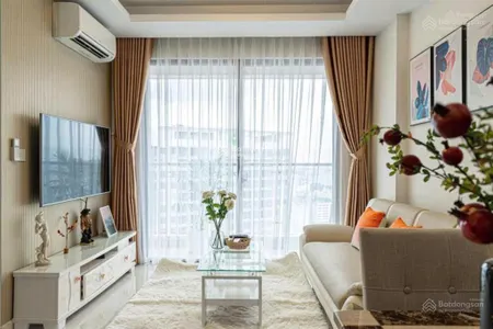 Bán screc tower, quận 3 dt 81m2, 2pn, 2wc lầu trung. giá bán 4.5 tỷ, có sổ (tùng nhà thật)