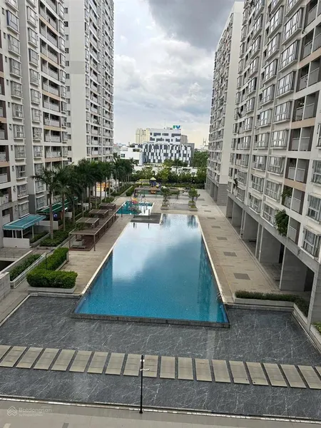 Gấp. chủ gửi bán gấp trong tháng căn hộ 117m2 scenic valley 1 view trực diện hồ bơi, giá 9, 3 tỷ