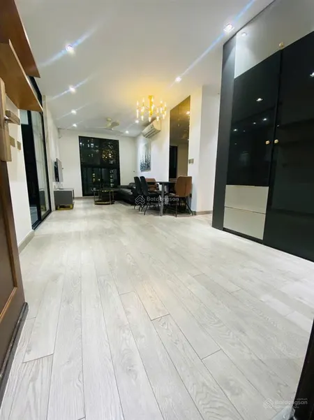 Bán căn hộ chung cư an sinh diện tích 96,5m², thiết kế 2 phòng ngủ, sổ đỏ chính chủ, bán 5,3 tỷ