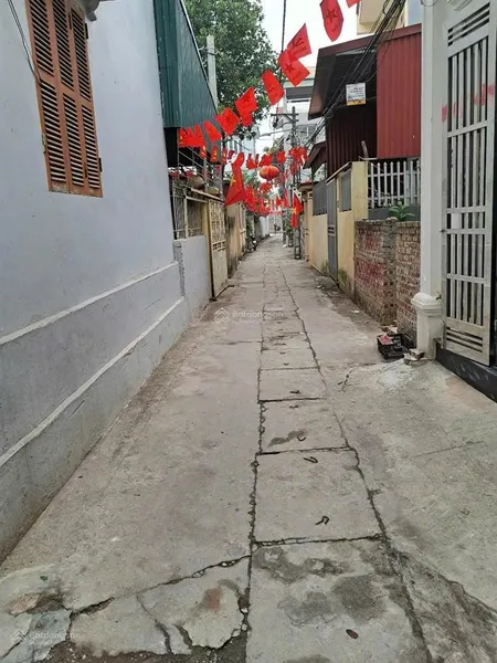 Bán 54m2 dương quang, mặt tiền 4m, nở hậu 4,3m, ngõ 2,5m ô tô nhỏ vào đất giá 3,3 tỷ