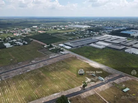 Mở bán kdt dianmond city ngay kcn chơn thành. giá 1 tỷ 750 /lô. sổ riêng công chứng ngay