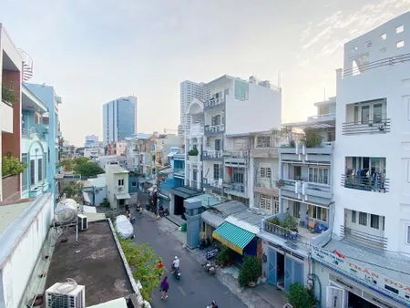 Bán nhà 5 Tầng mặt tiền phan xích Long Quận 11