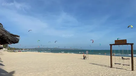 Bán 2500m2 view biển mặt tiền nguyễn đình chiểu, hàm tiến khu phố tây giá tốt 12tr/m2