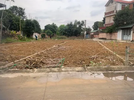1tỷ8 có lô góc 60m2 full thổ cư hai mặt tiền sau trường tiểu học bình yên cách đại học fpt chỉ 1km