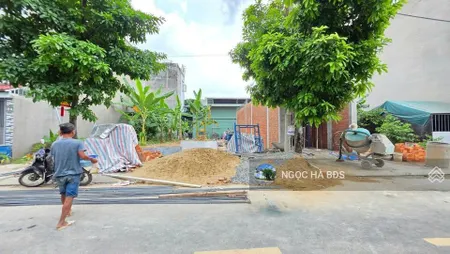Thanh lí nhanh đất 60m2/2t150, ngay kdc phú mỹ hiệp, full thổ cư, đối diện ttyt dĩ an, sr