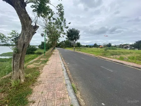 Bán nhanh lô đất biệt thự 2 mặt tiền view sông lớn, hướng đông nam, khu biệt thự đảo nổi