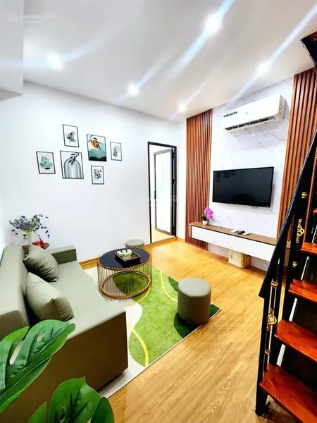 Tập thể phố huế hbt 65m2 3n2wc nhà mới full nội thất, thoáng sáng, gần trường chợ. 0399 495 ***