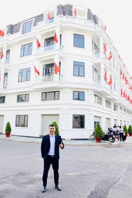 Cần Bán Căn Góc Shophouse 481m2 Đối Diện Chợ An Sương Quận 12 , Sổ Hồng Sẵn , Đã Hoàn Công