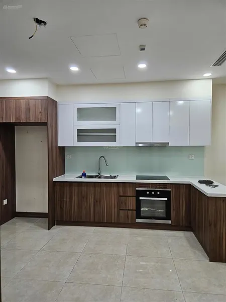 Chính chủ bán căn 97m2, 3 ngủ cơ bản tại golden park tower giá 9.5 tỷ. 0917 748 ***