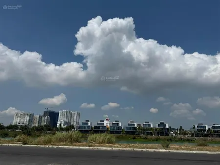 Bán cặp đất 200m2 đường 7m5 đối diện công viên, giáp lưng dãy biệt thự ven sông cổ cò rất đẹp