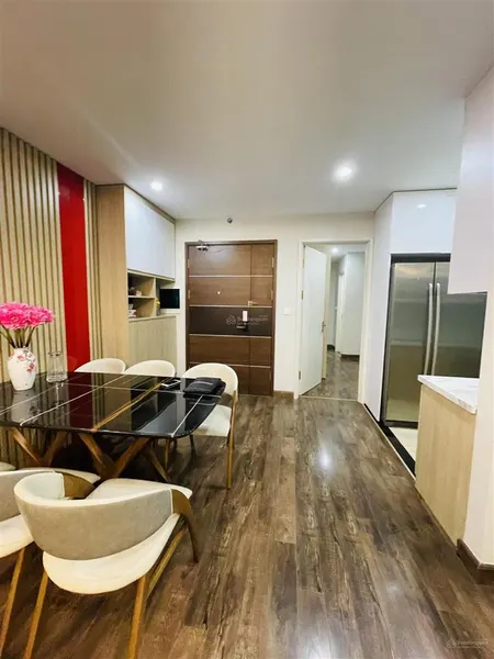 Chính chủ bán căn 2 ngủ tại pvvvinapharm 60b nguyễn huy tưởng, 57m2, full đồ đẹp, căn góc, sổ đỏ