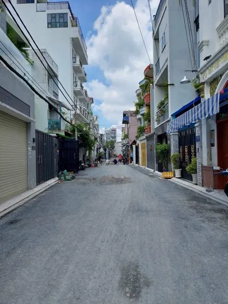 Bán nhà 4 Tang HXH Thoại Ngọc Hầu Tân Phú