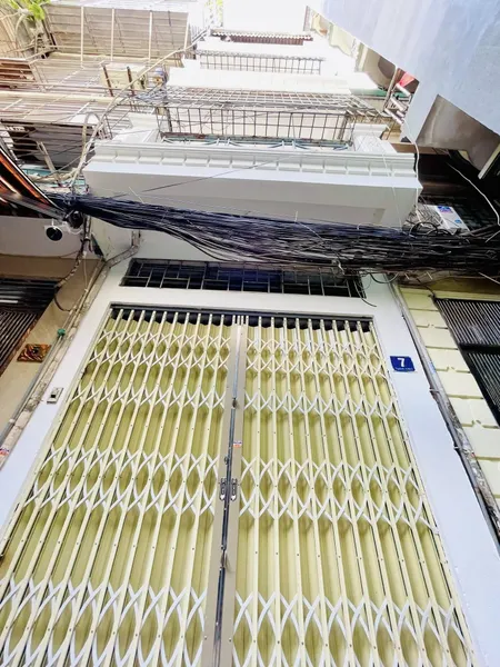 BÁN NHÀ ĐƯỜNG KHƯƠNG ĐÌNH. 4 TẦNG, GẦN ĐƯỜNG Ô TÔ. CHỈ 5.8 TỶ.