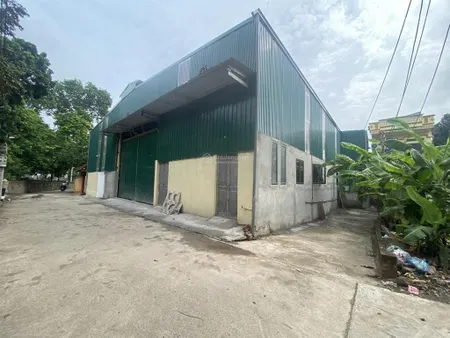 Chủ nhà ngộp bank cần tiền bán gấp nhà xưởng mới 702m2, đường ô tô tránh, đất thổ cư