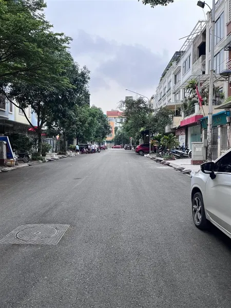 Hiếm có! đất phân lô ô tô đỗ tránh chạy vòng quanh, gần aeon hđ, đg lê quang đạo, cv thiên vân học