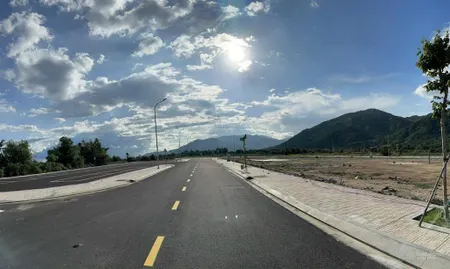 Còn 1 lô tđc ninh mã, pk8. giá đầu tư, rẻ nhất thị trường, hướng đông nam đẹp. 0905 225 ***