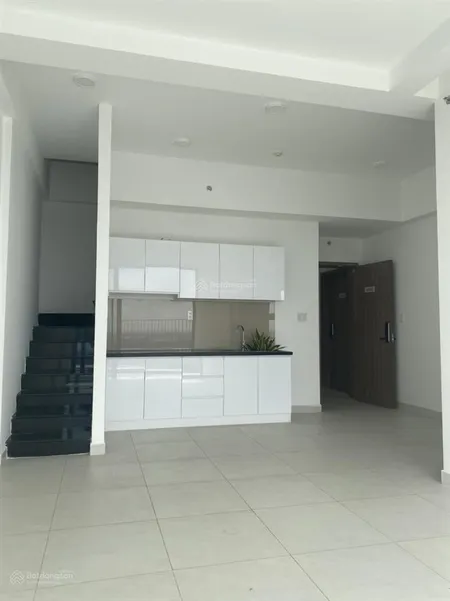 Chính chủ bán căn duplex sân vườn 115m2 (3pn + 3wc) view thoáng, tầng cao. hỗ trợ vay bank
