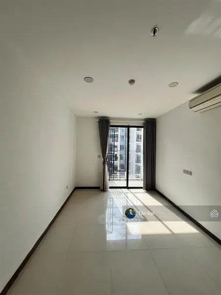Bán gấp căn 1pn plus 61m2 nhà cơ bản view đẹp giá tốt tại hà đô q10. tấn đại