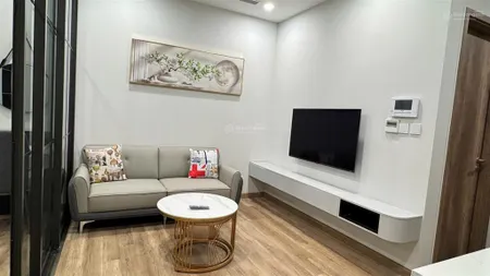 Cần bán căn 1 phòng ngủ toà r3 onsen ban công tây bắc tầng đẹp, giá 2.49 tỷ