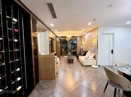 Bán căn hoa hậu toà n01t8 ngoại giao đoàn, căn góc 03 mặt thoáng,ôm trọn hồ điều hoà và hồ tây