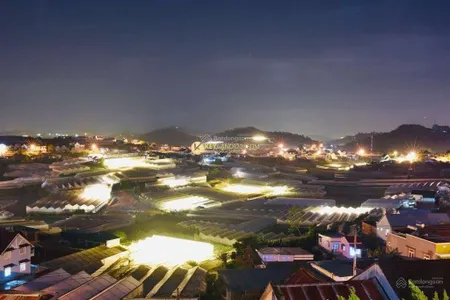Hotel kqh ngô quyền 131m2 nở hậu 5 tầng 10 phòng có hđ thuê 25 tr/tháng view săn mây thung lũng